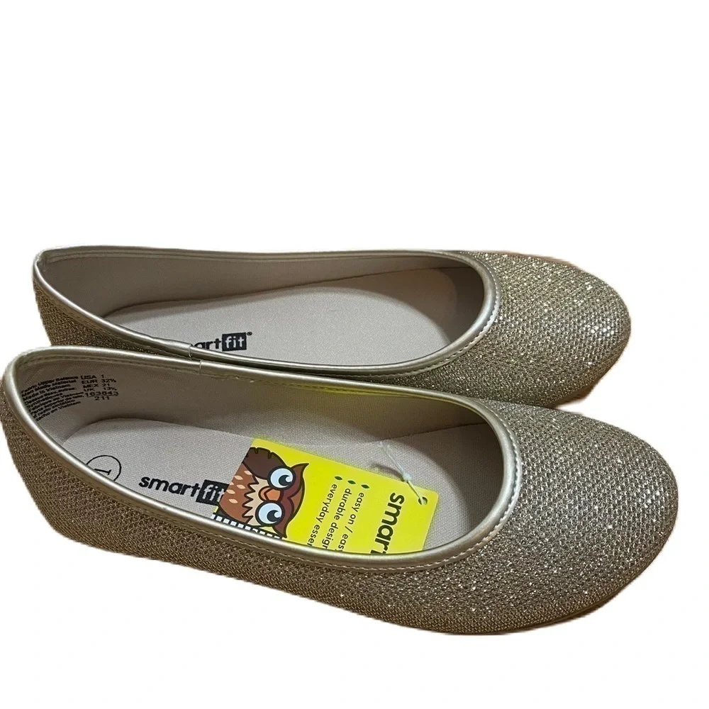 Smartfit Gold Flats Shoes NEW Kids Girls Youth Sz 1